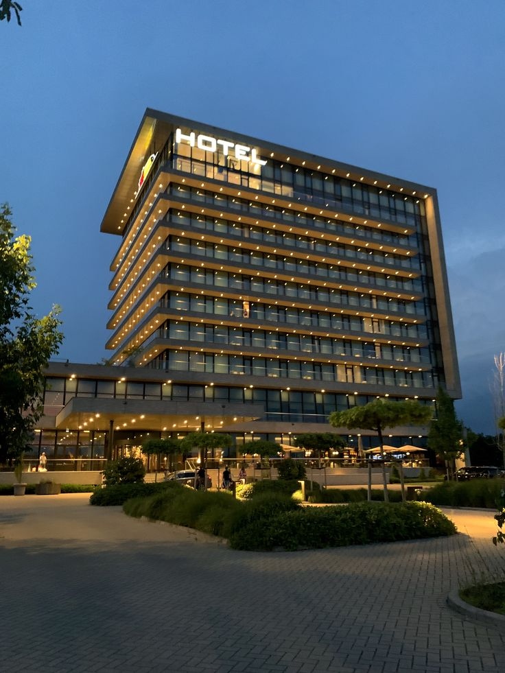 Hotels & Hospitality
